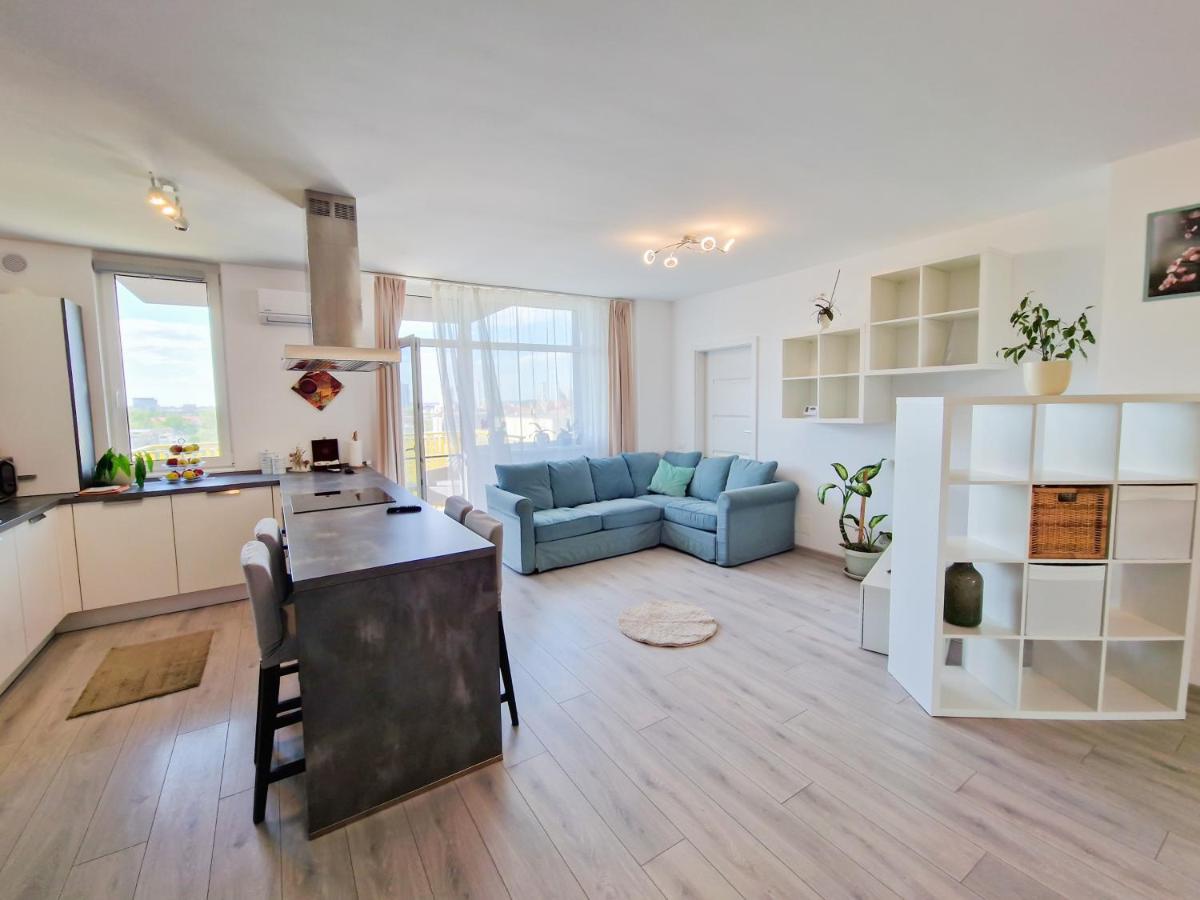 Mirvana Azur Skyview Apartment Timisoara