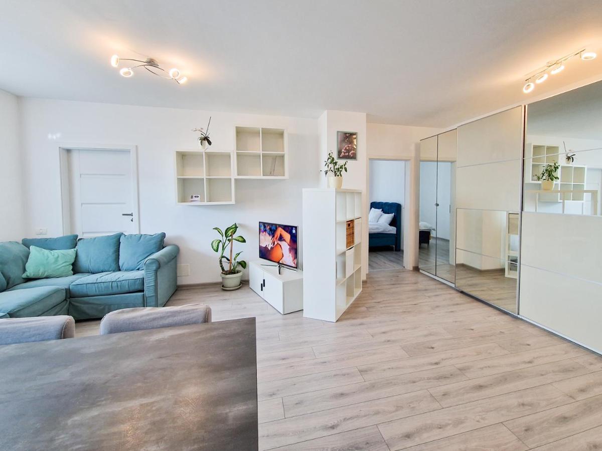 Apartment Mirvana Azur Skyview *