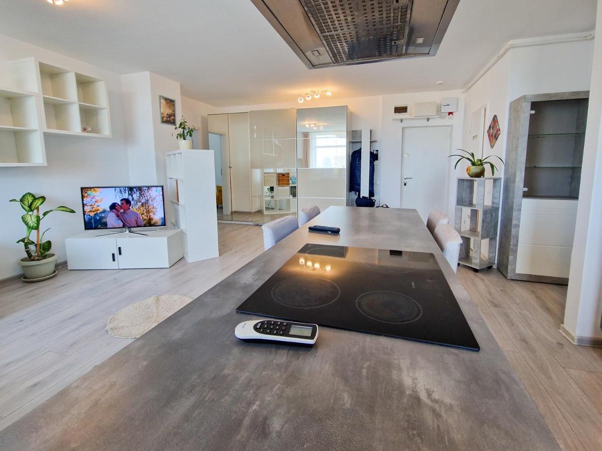 Mirvana Azur Skyview Apartment Timisoara