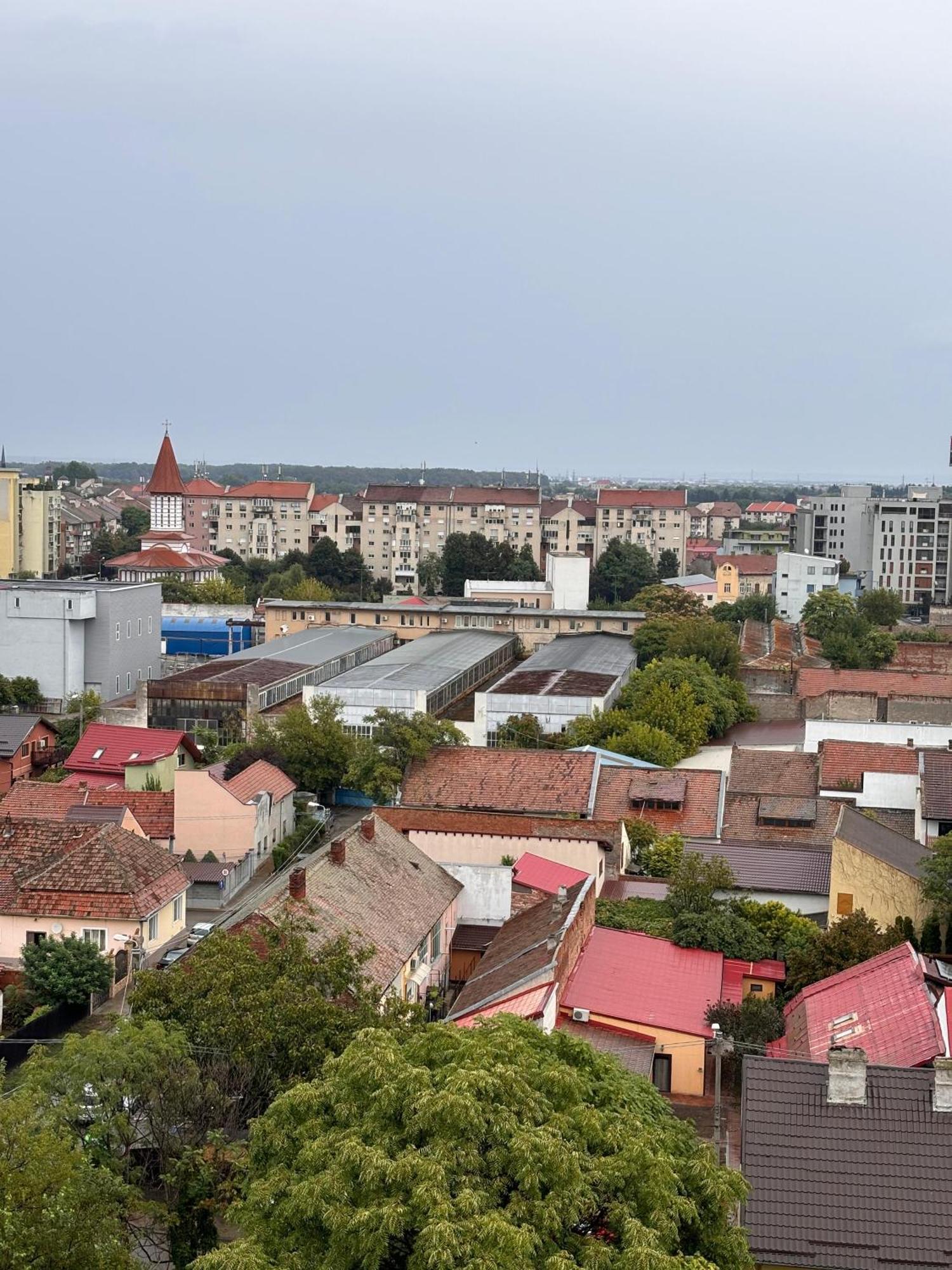 Mirvana Azur Skyview Apartment *