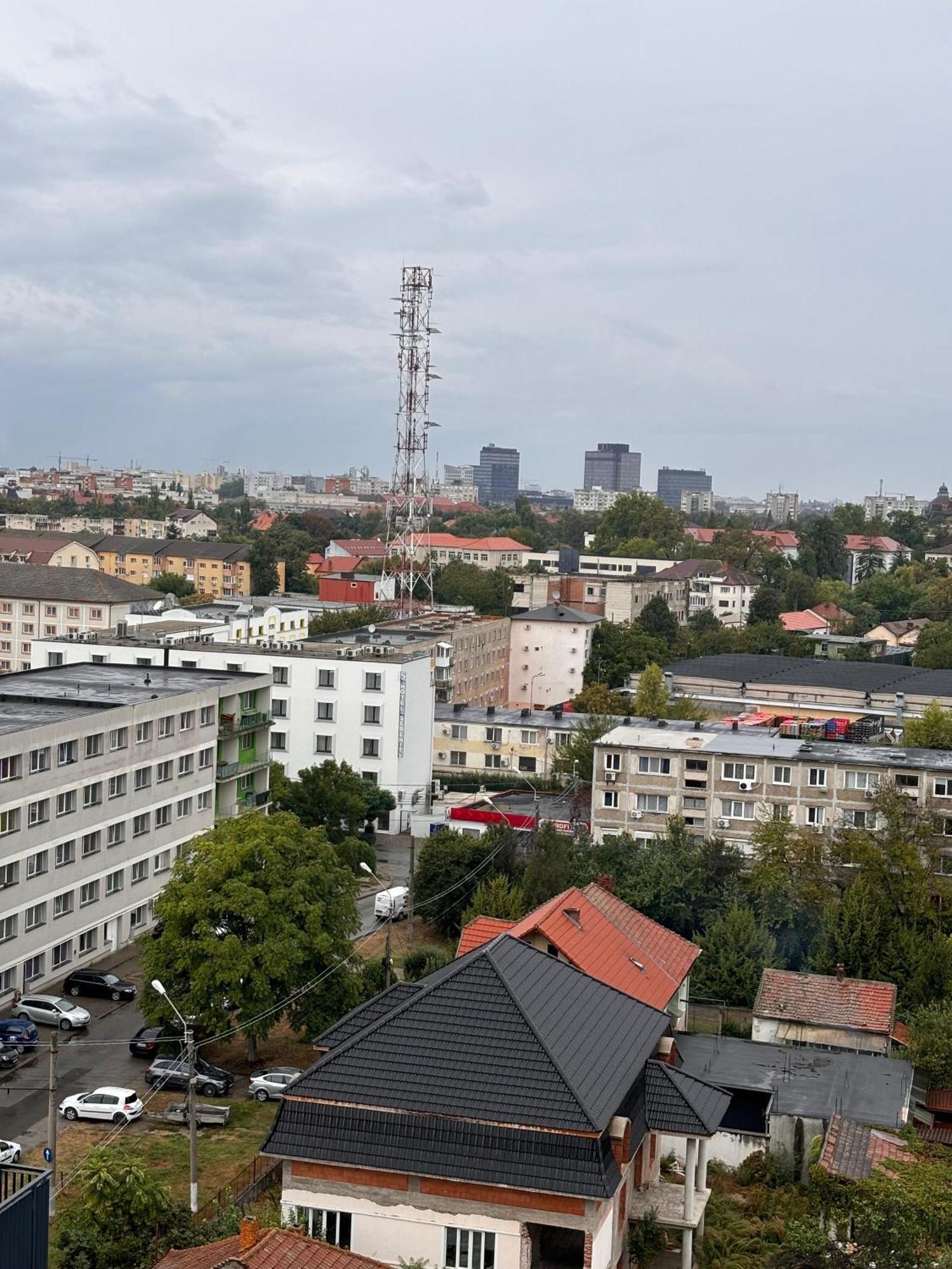 Mirvana Azur Skyview